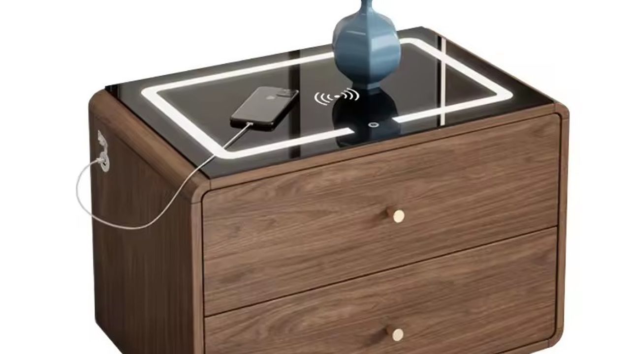 OEM vs ODM Bedside Tables Compared: Cost, MOQ & Customization Guide